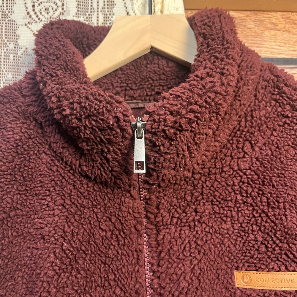 Sage Collective Burgundy Sherpa Vest with Patterned Flannel lining - Picture 4 of 9